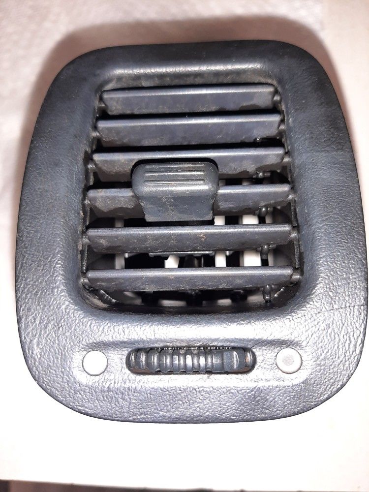 94-01 Acura Integra Oem Passenger Side Air Vent - Black
