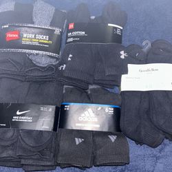 30 Brand New Pairs Cushioned Black Socks 