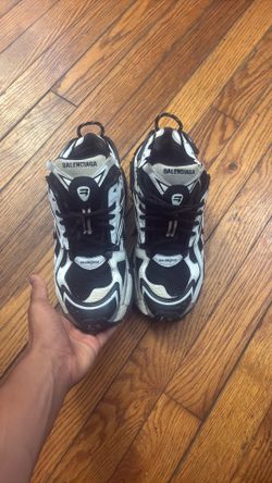 Black and white Balenciaga runners