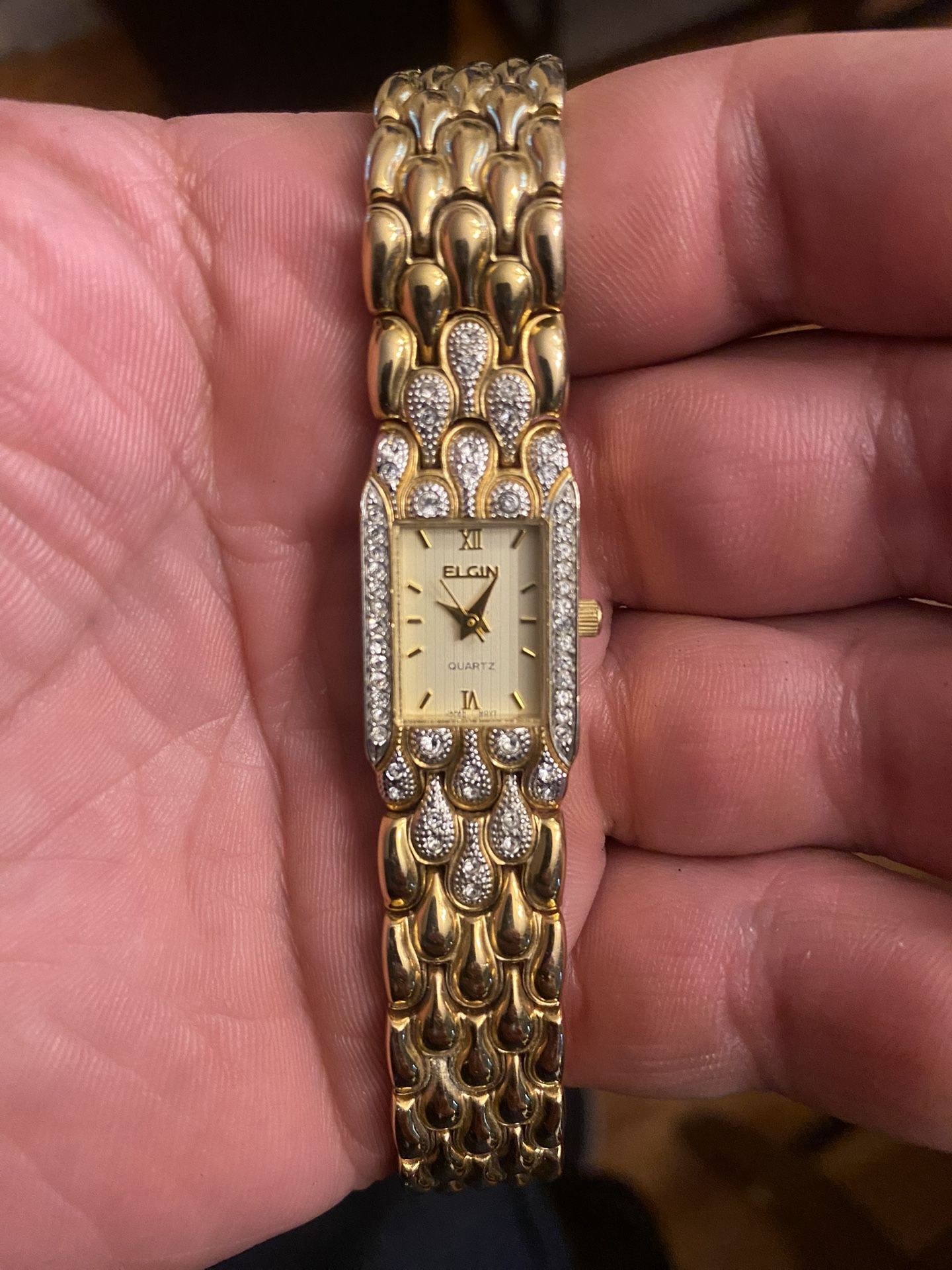 Vintage Elgin Women’s Watch! Ela170 117-5y30 Gold& Silver Tone With Crystals!
