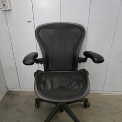 Herman Miller Aeron Fully Ergonomic Task Chair 