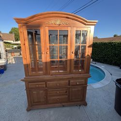 2-piece China Hutch ready to sell before it rains!