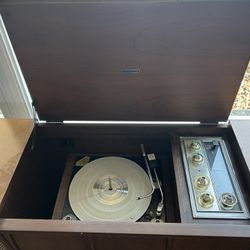 Zenith Record Player 