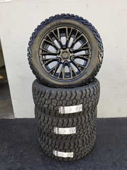 20" Fuel D874 blackout rims w- 32" Mickey Thompson Baja Boss A/T tires