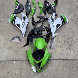 2015 Kawasaki ZX6R ZX-6R Fairings Body Plastic  Parts
