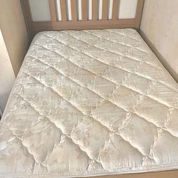 Full. Size Matress Good Condition 