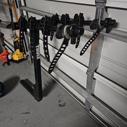 THULE Post Pro Bike Rack For 4 Bikes