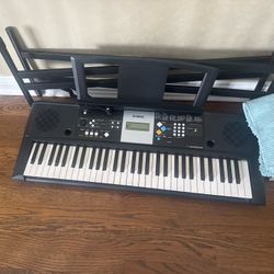 psr e323 yamaha keyboard