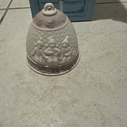 1987 Lladro Bell