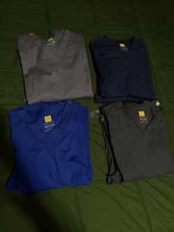 wonder wink scrubs XS TALL