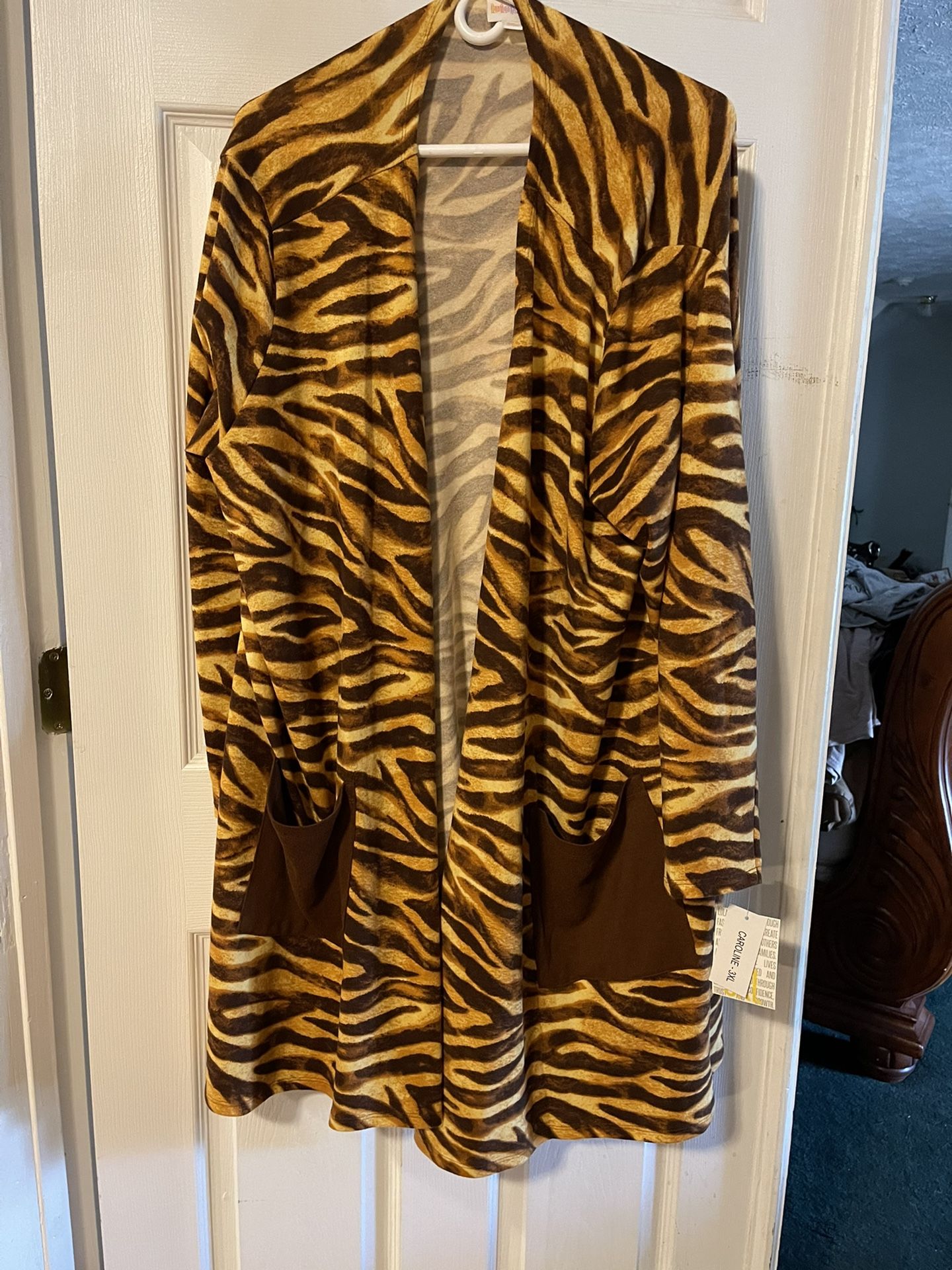 Lularoe Caroline Open Front Cardigan Sweater Stretch Animal Tiger Print With Pickets