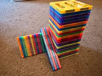 Small magnetic tiles