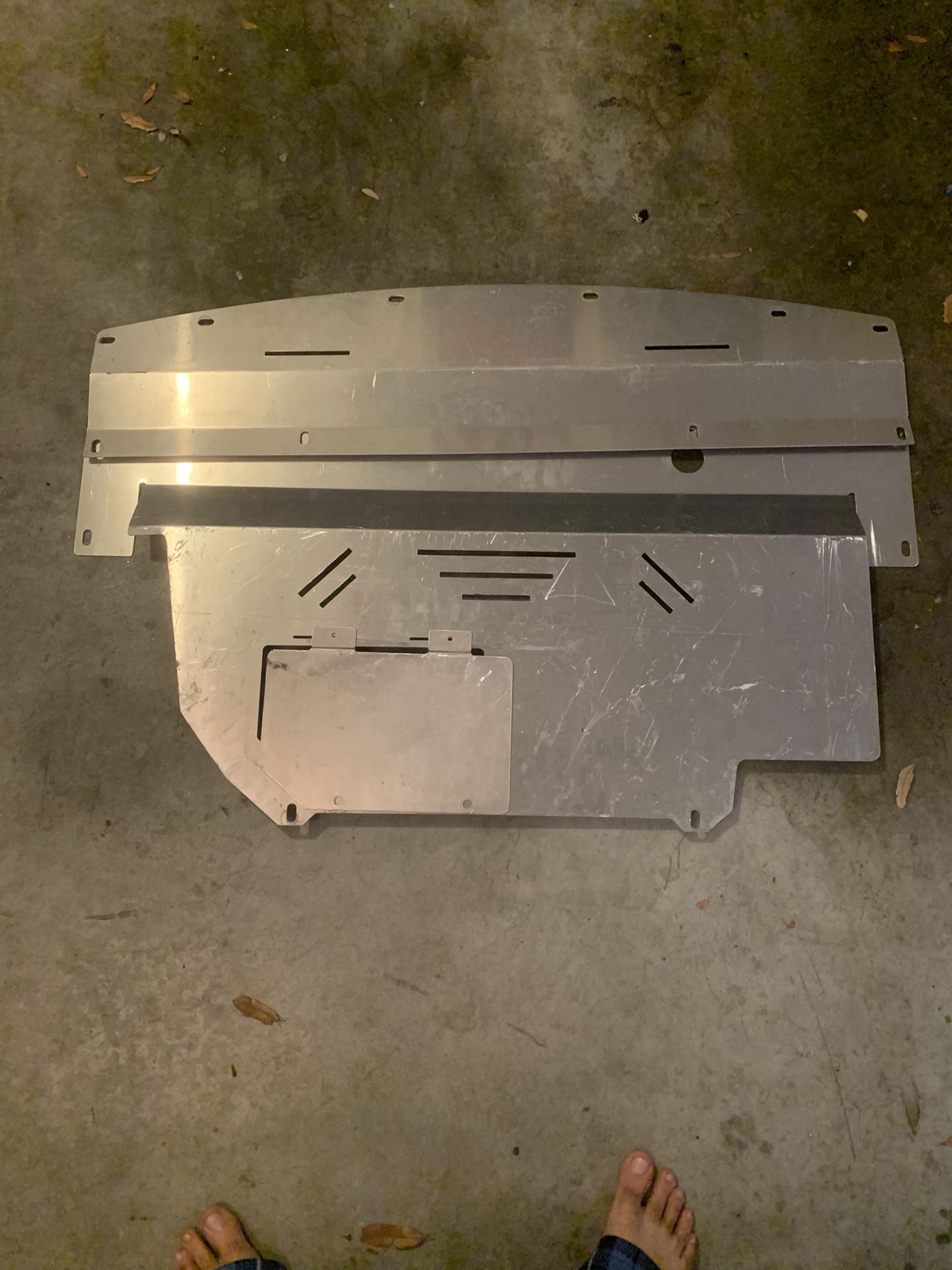 Nissan 350z/infiniti G35 Splash Shield