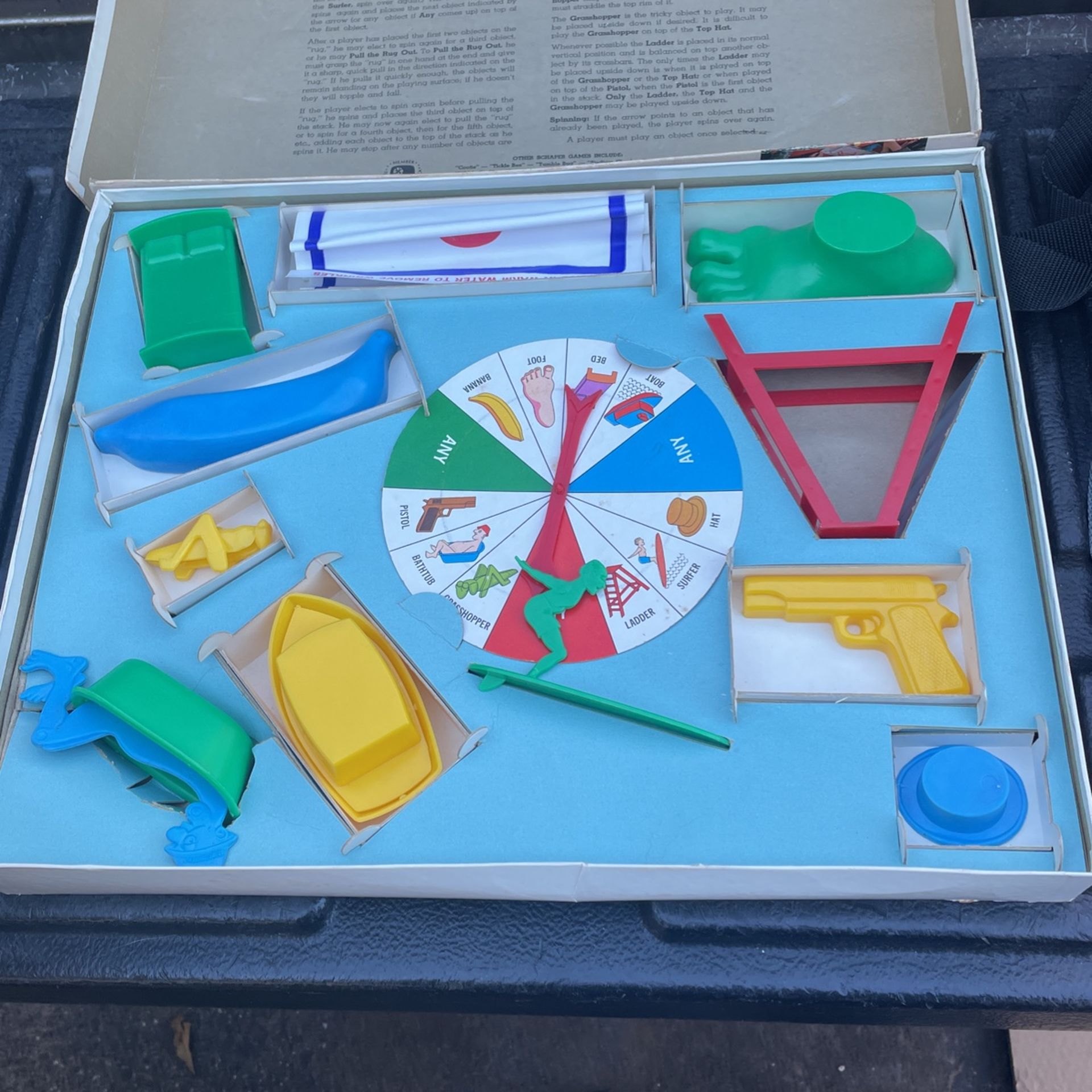 1968 Board Game Pull The Rug Out