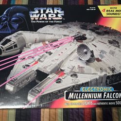 Star Wars POTF Electronic Millennium Falcon