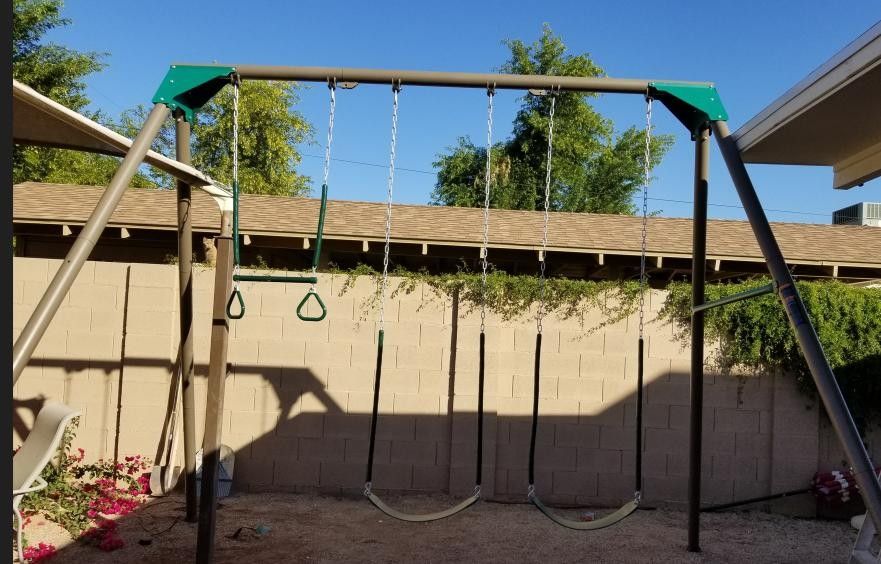 Sturdy, Swing Set