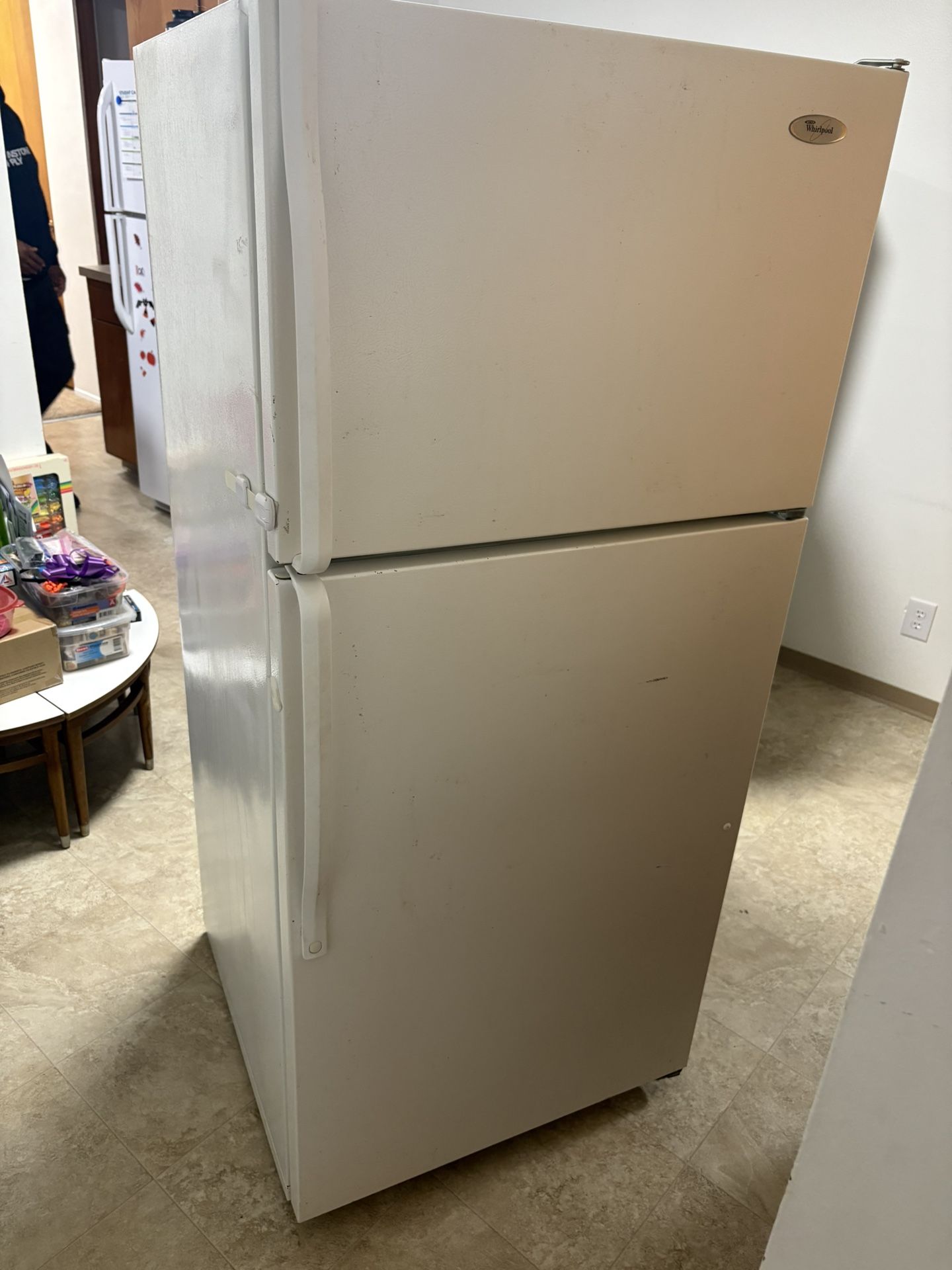 Refrigerator 
