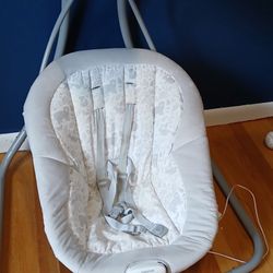Graco Baby Swing 