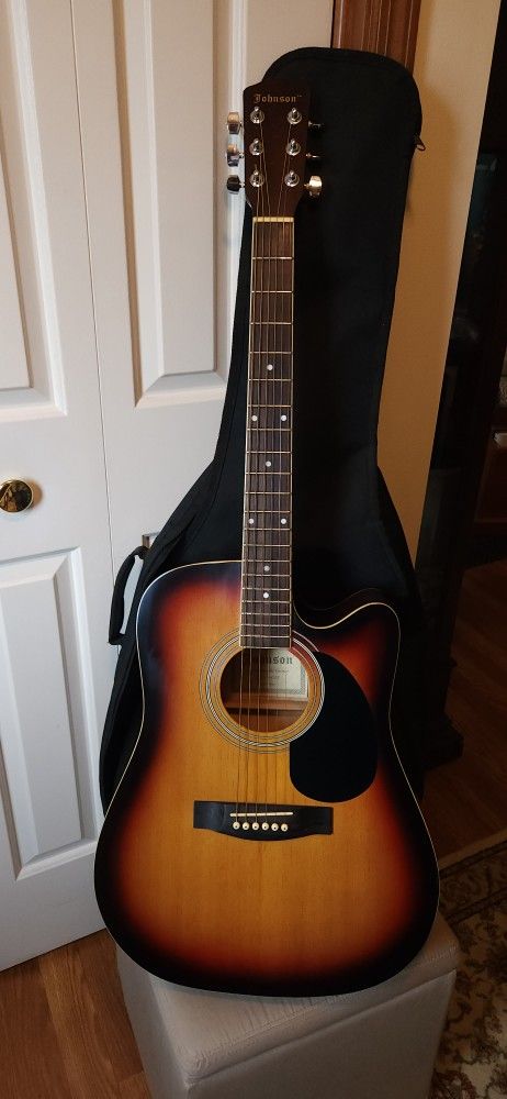 JOHNSON DREADNOUGHT ACOUSTIC GUITAR 