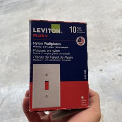 New Leviton Nylon Single Toggle Switch Plate