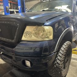 2006 Ford F150 parting out (for parts)