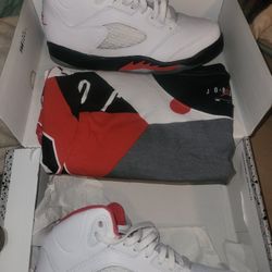 Jordan 5 Retros Kids Size 2 And Boys 10-12 Jordan  Shirt. 