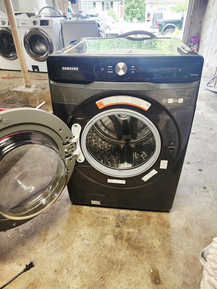 Samsung Front Load digital screen smart Washer