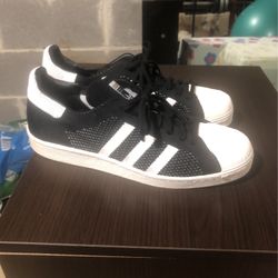 Adidas Shell Toe Fly knit Sz 10.5