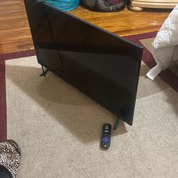 32-inch TCL Roku TV (1080p Full HD) from the S321 series