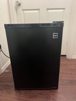 RCA Black Mini Fridge