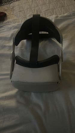 Meta Quest 2 VR Headset Without the controllers tho because they are broken