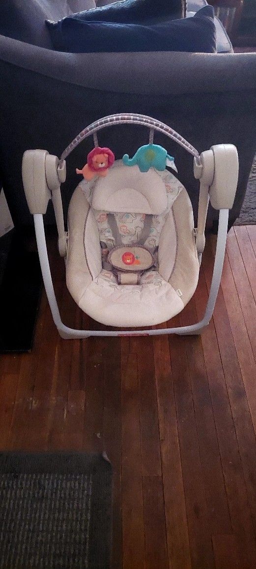 BABY SWING