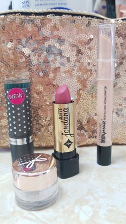 Make up makeup bundle