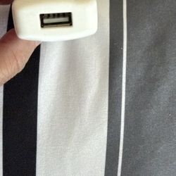 Apple Adopter POWER SUPPLY MODEL:KMV-050-050-NA-U