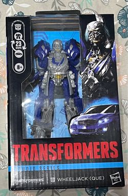 Hasbro Transformers Studio Series Wheeljack (Que) :pickup price is $20 cash only