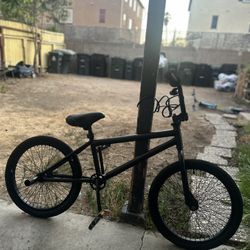 BMX bike READ DISCRIPTION