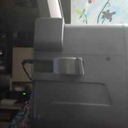 Portable Blu Tooth Speakers That Also Has A CD Player And Takes Batteries 