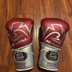 Rival Boxing RS100 Professional lace Sparring Gloves