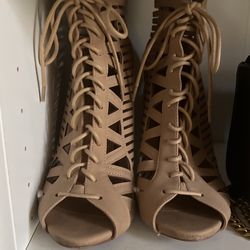 Nude Heel booties