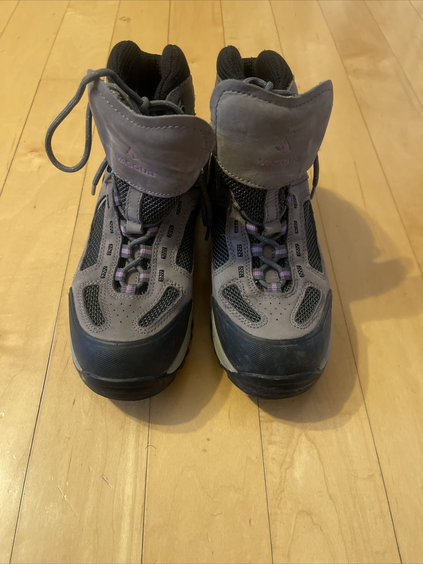 Vasque Breeze 2.0 Mid GTX 7479 M Hiking Boots, Women's Size 8.5 M Vibram Sole