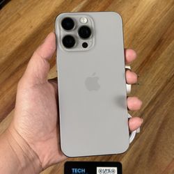iPhone 15 Pro Max 1Tb Natural 🩶 Unlocked