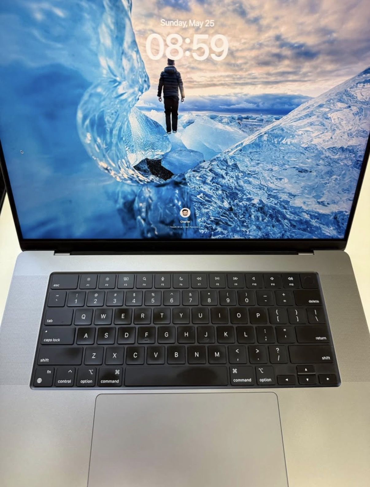 Apple MacBook Pro 16” M1 Pro