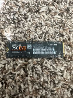 Samsung 960 EVO 1TB M.2 NVMe SSD