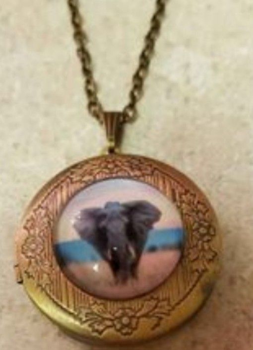 New Elephant Necklace All Sold Separately SHIPPING AVAILABLE