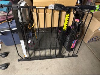 Gate (empire & Gary)