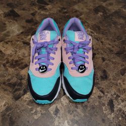 Nike Air Max 1 Have a Nike Day Size 6y No box