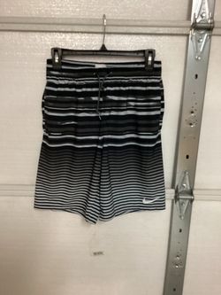 Nike swimming trunks men’s size small