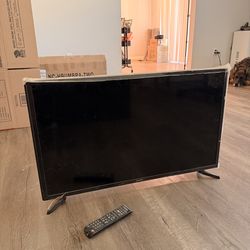 ASAP moving sale-small samsung tv