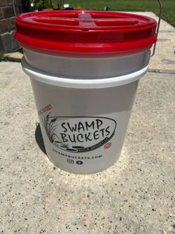 Swamp bucket