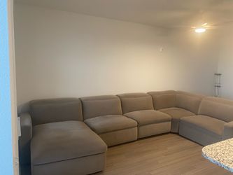 Modular sectional